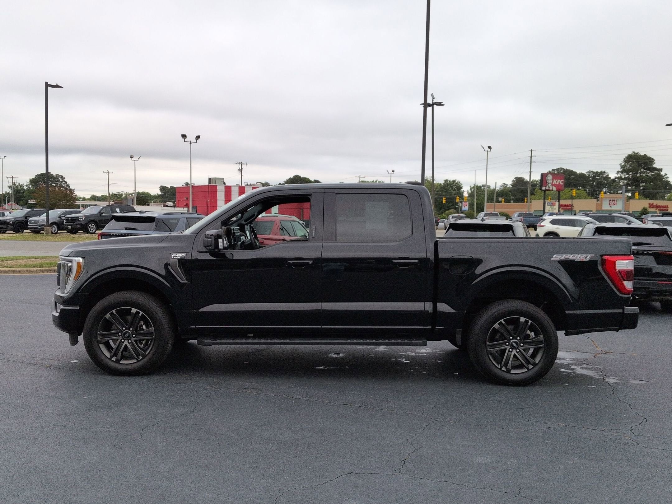 2022 Ford F-150 LARIAT