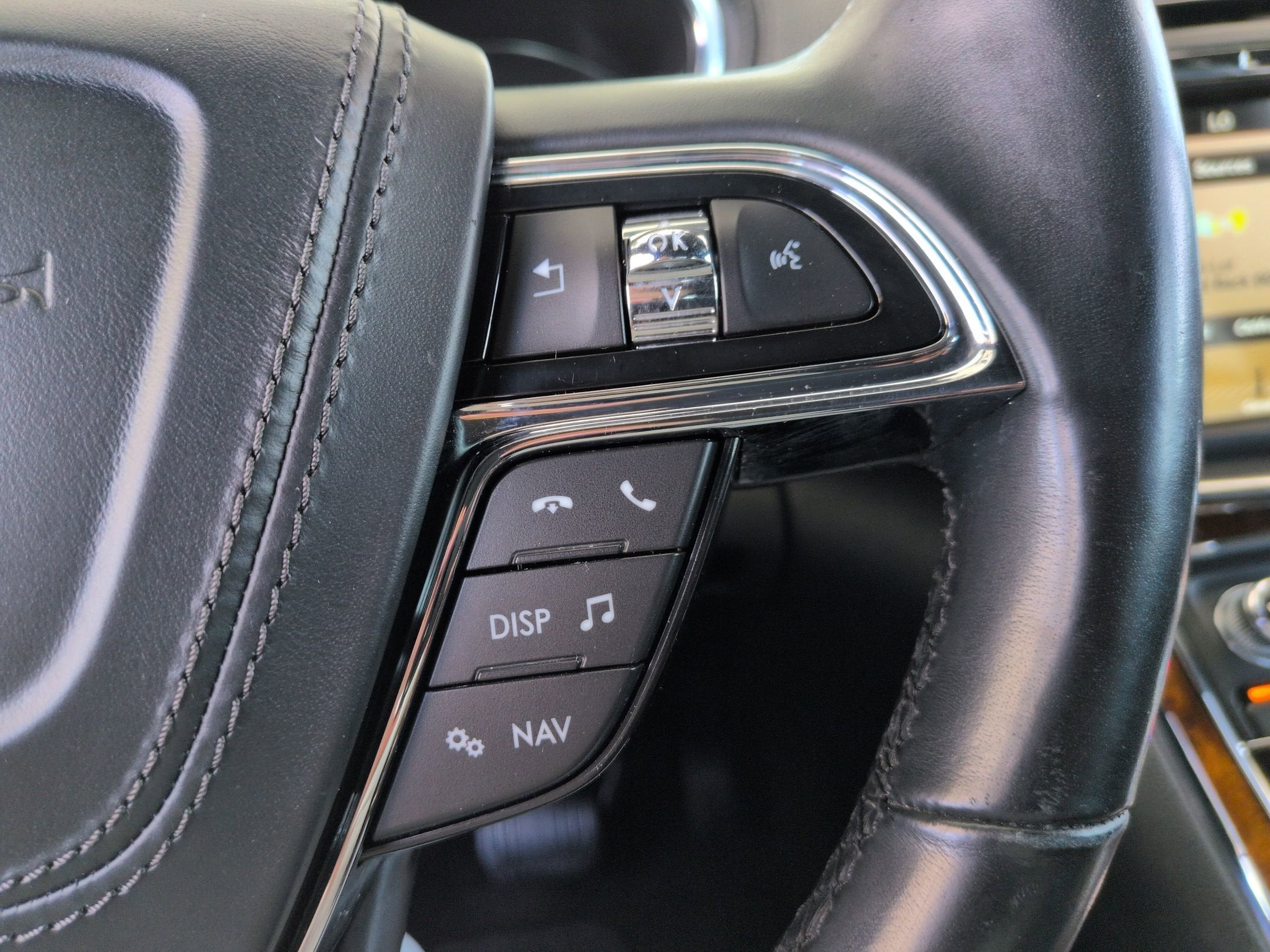 2017 Lincoln Continental Select