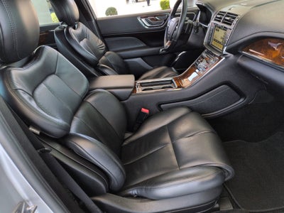 2017 Lincoln Continental Select