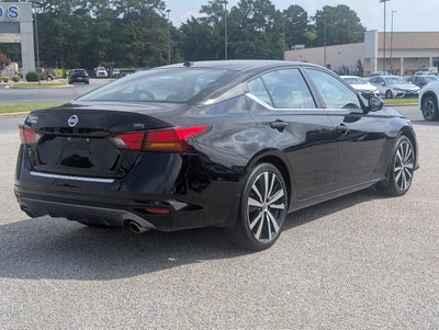 2022 Nissan Altima 2.5 SR