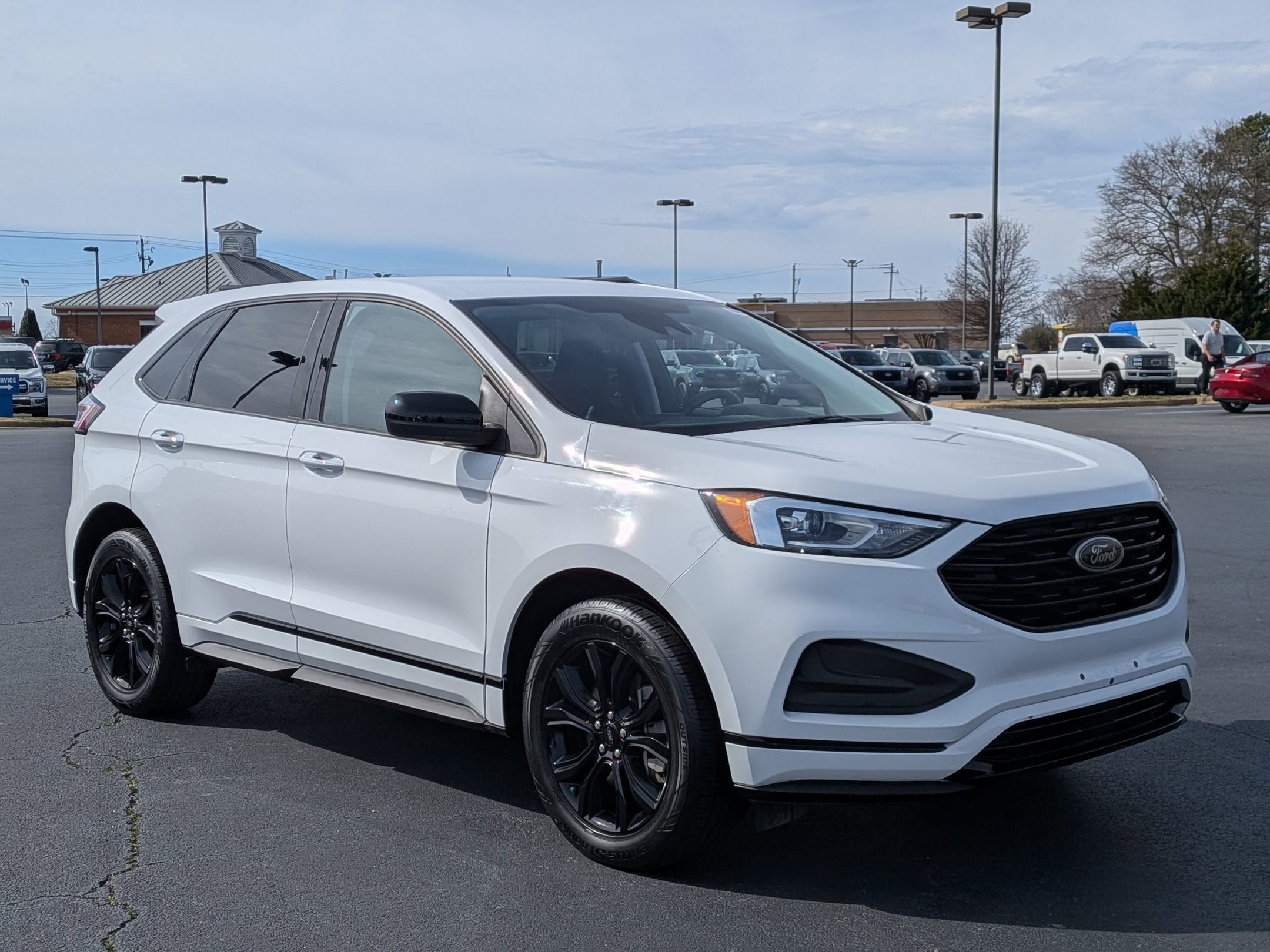 2022 Ford Edge SE
