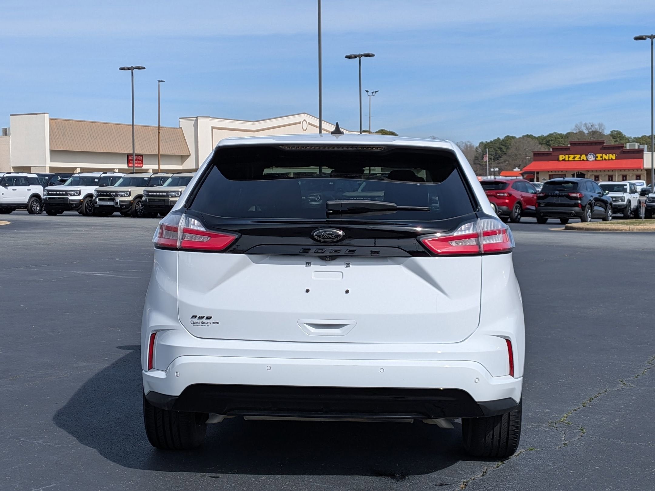 2022 Ford Edge SE