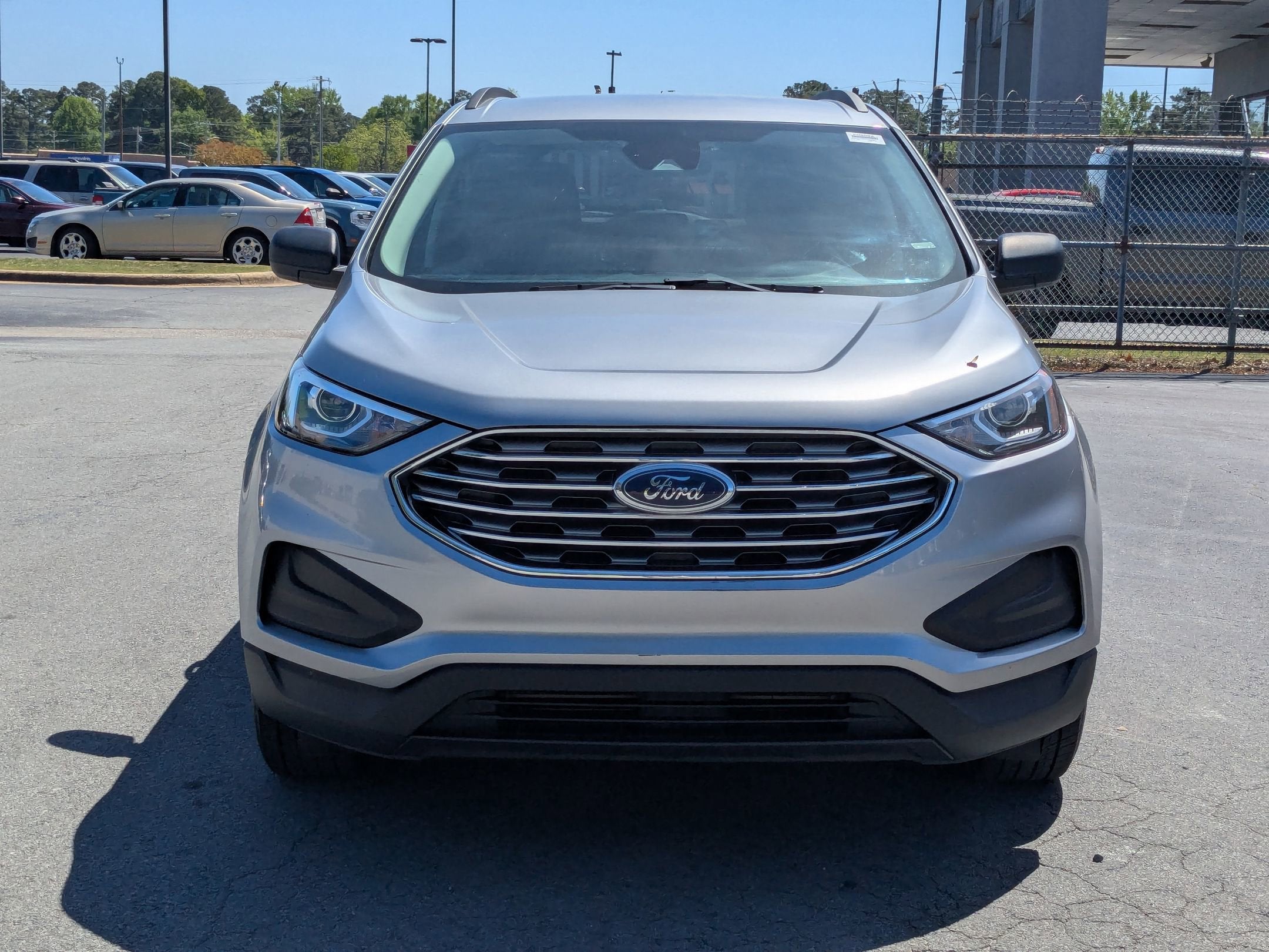 2022 Ford Edge SE