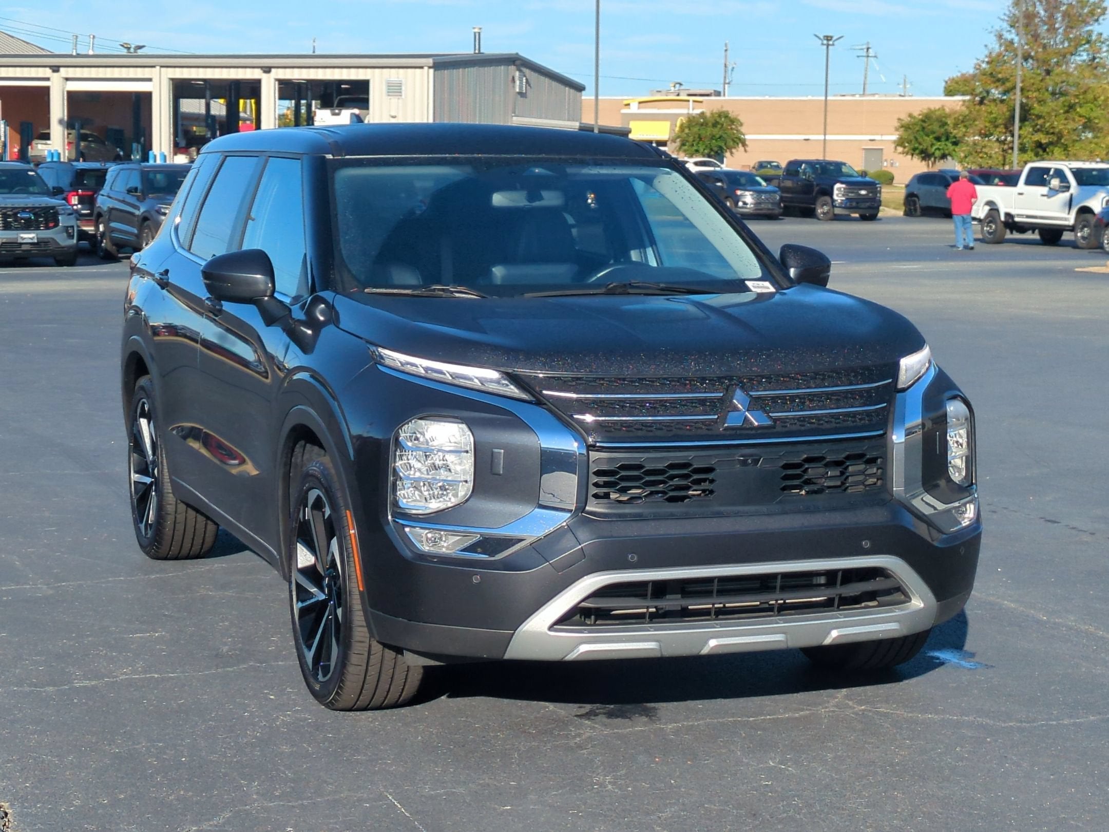 2024 Mitsubishi Outlander SE Black Edition