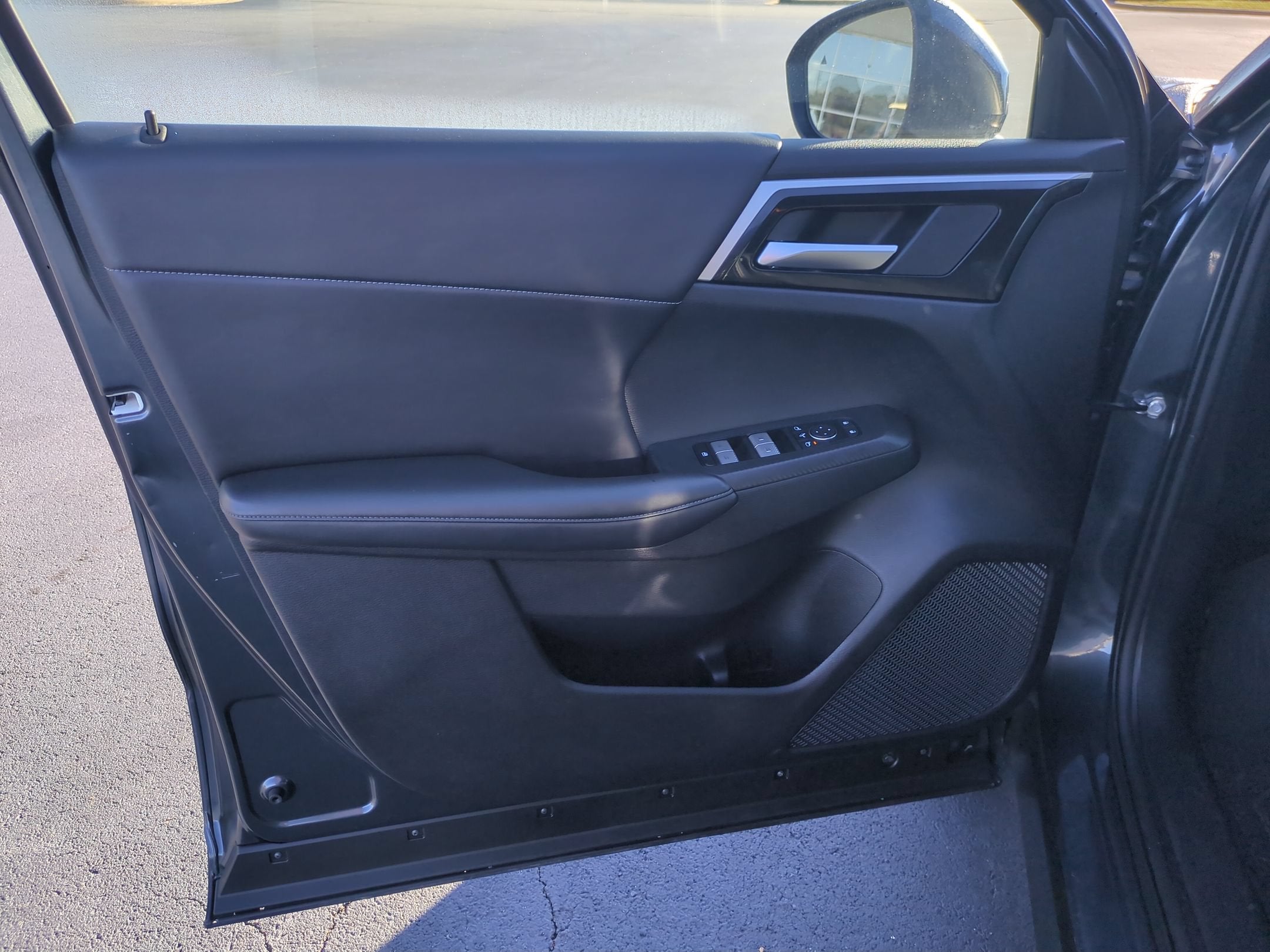 2024 Mitsubishi Outlander SE Black Edition