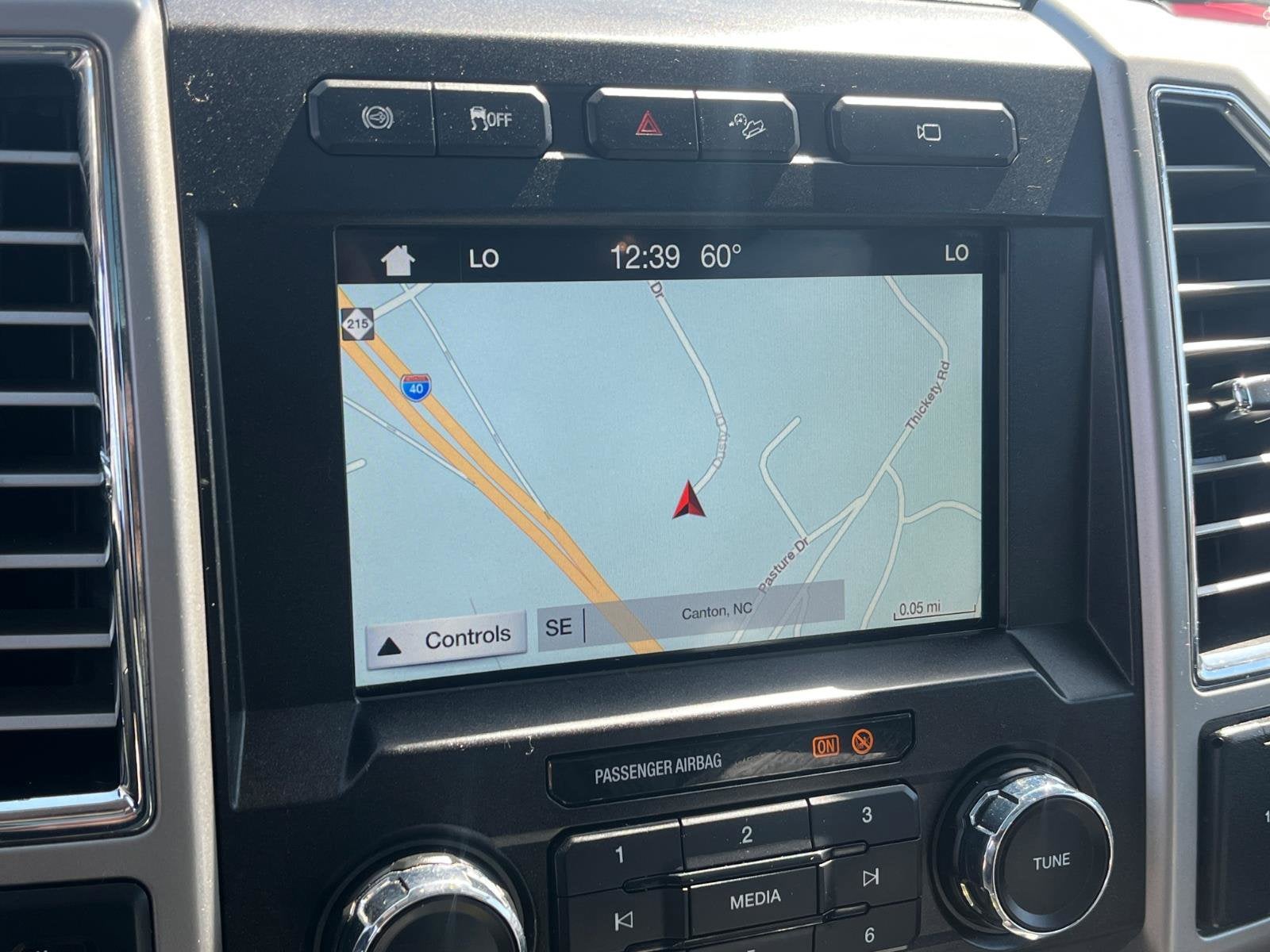 2017 Ford Super Duty F-350 DRW Lariat