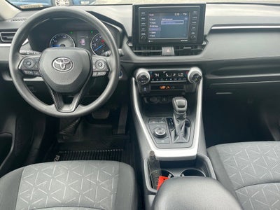 2020 Toyota RAV4 Hybrid XLE