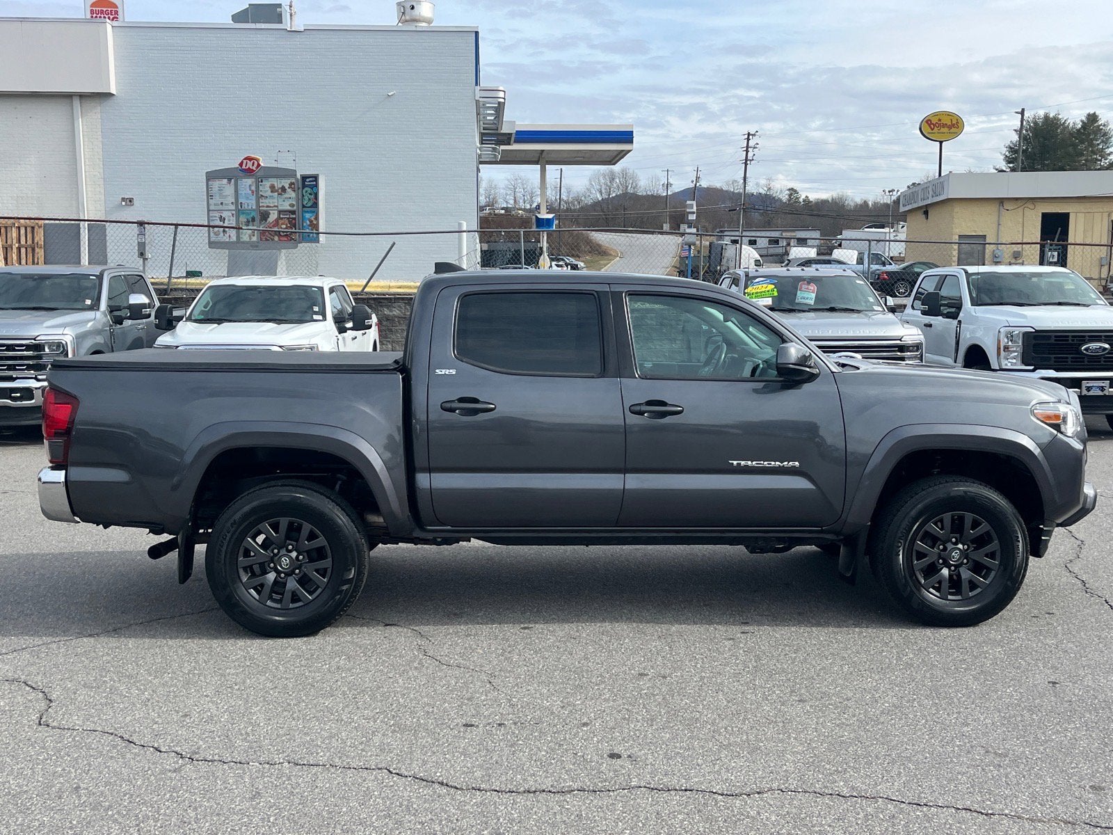 2020 Toyota Tacoma 4WD SR5